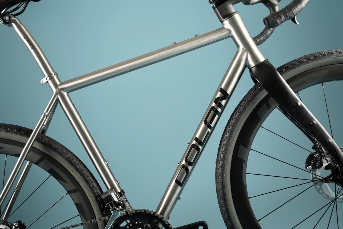 Dolan_Bikes's tweet photo. The new GXT brings everything you need for adventure of a day on the gravel.
.
.
#ultimatepool #billiards #pool #8ball #8ballpool #pooltrickshots #trickshots #epic #epicreels https://t.co/STjozWYija
