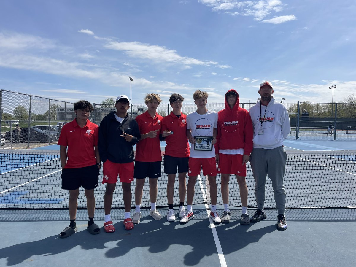 PHboystennis's tweet photo. Trojan Tennis wins the Northland Tournament!  

Drew / Carter 🥇 A Doubles
Franco 🥇 B Singles
Will / Jeremy 🥈 B Doubles
Tristan 4th A Singles
@WeAreParkhill https://t.co/20wd1UuLPc