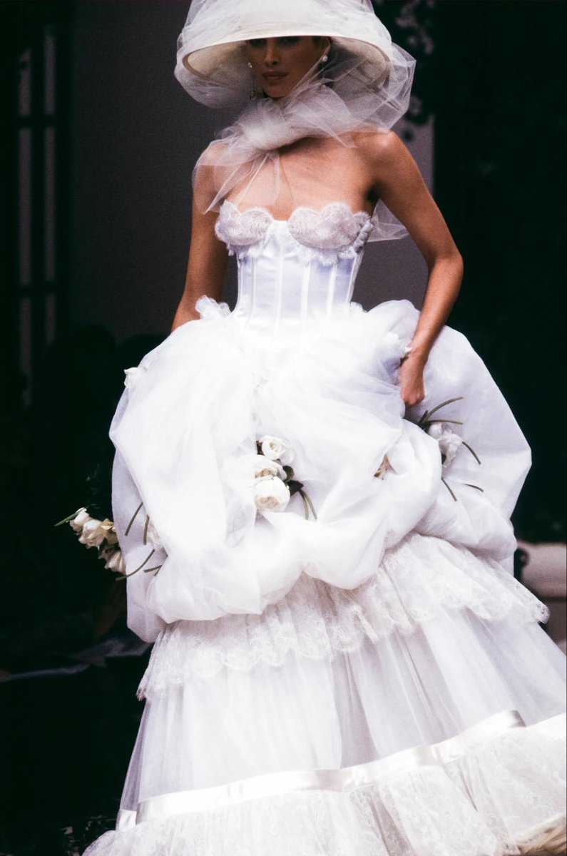 valentino ss93 haute couture