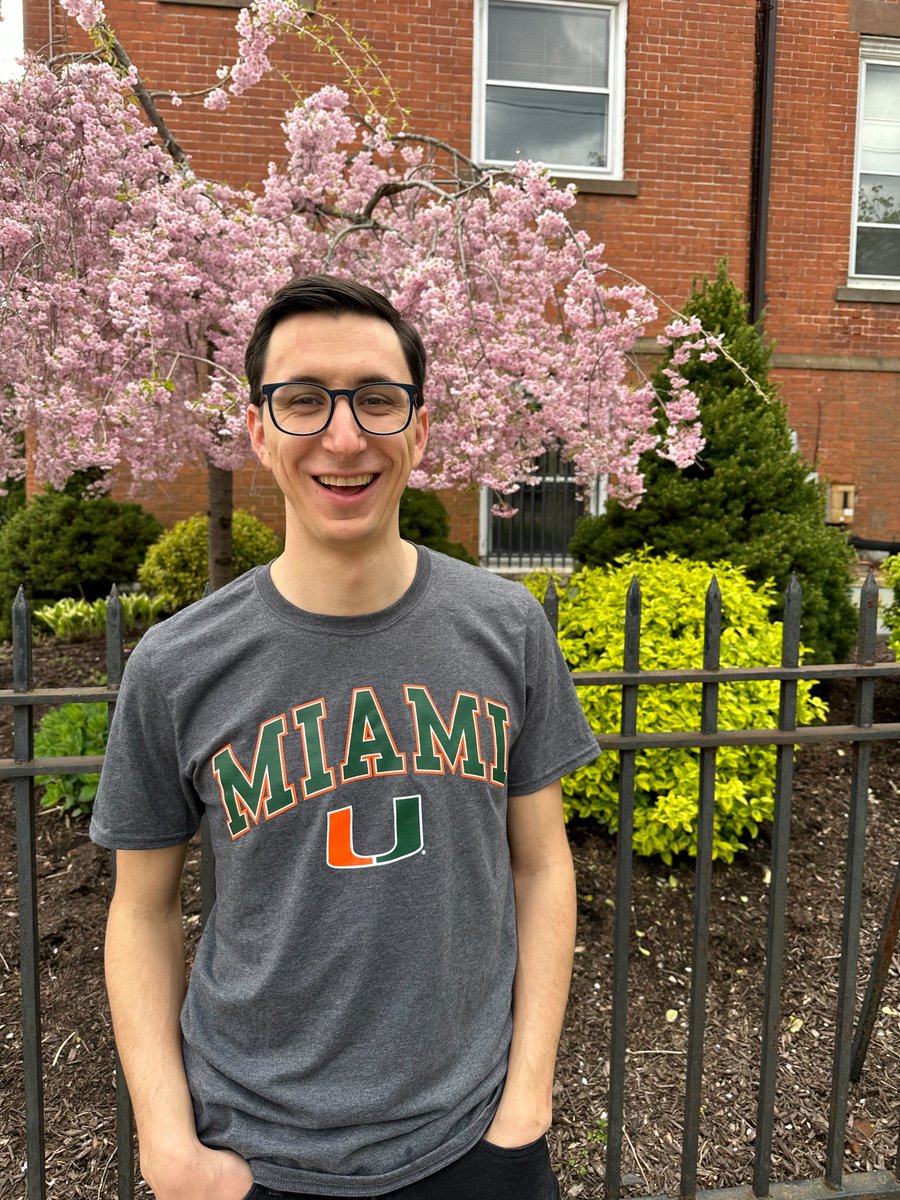 Excited to announce I'll be joining the University of Miami Psychology Dept. @UMiamiPsych as an asst. professor in Jan '25! My lab will study working memory, cognition, and PFC functional architecture using precision neuroimaging. Stay tuned for recruiting news and more!