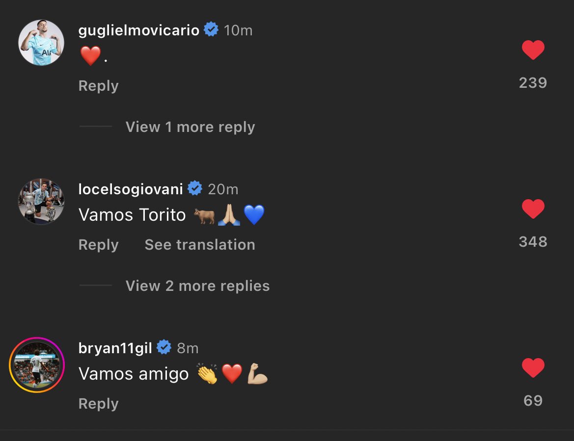 our players all commenting loving messages to Destiny 🥺🤍