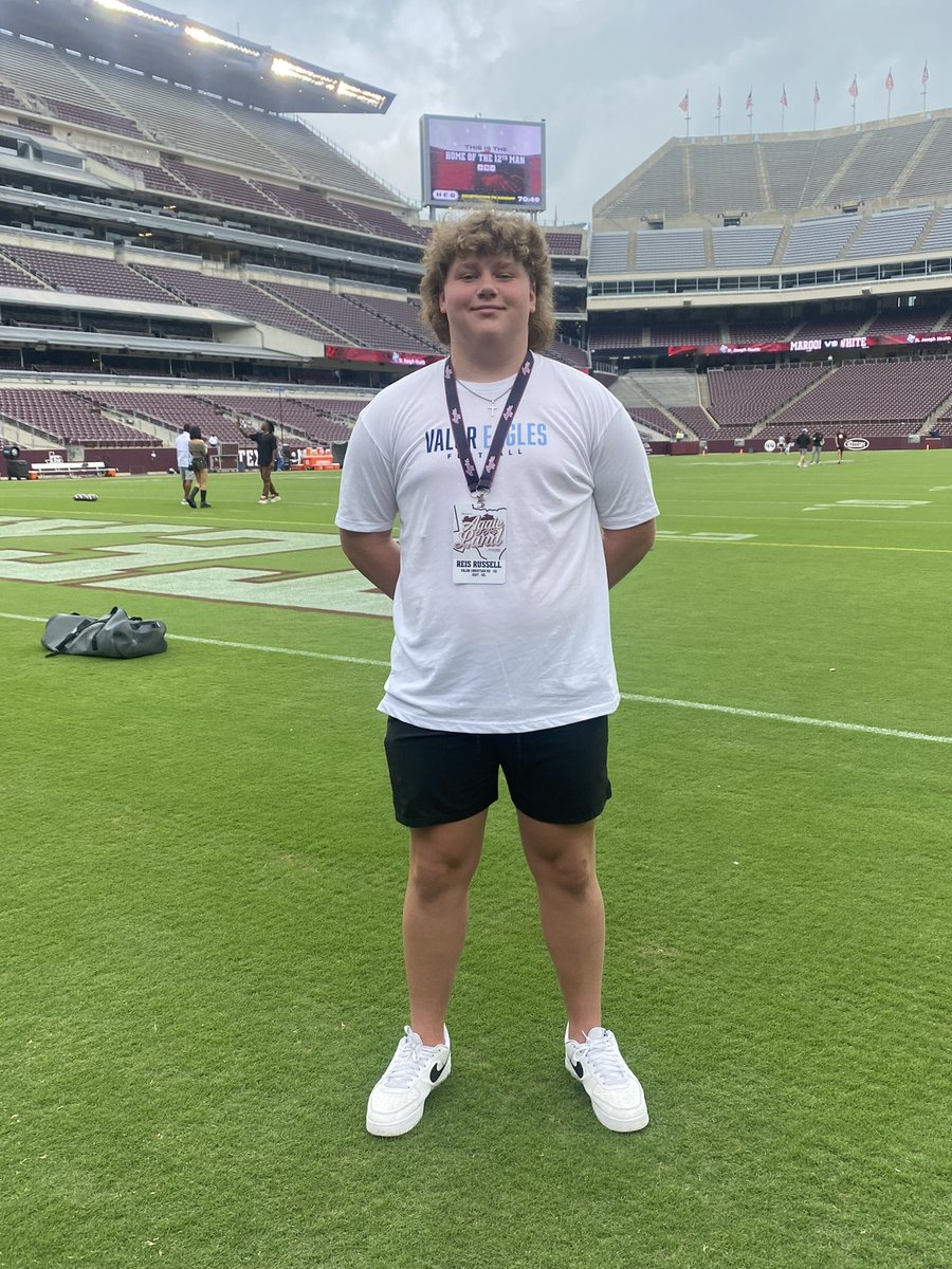 4⭐️ OL Reis Russell tweet media