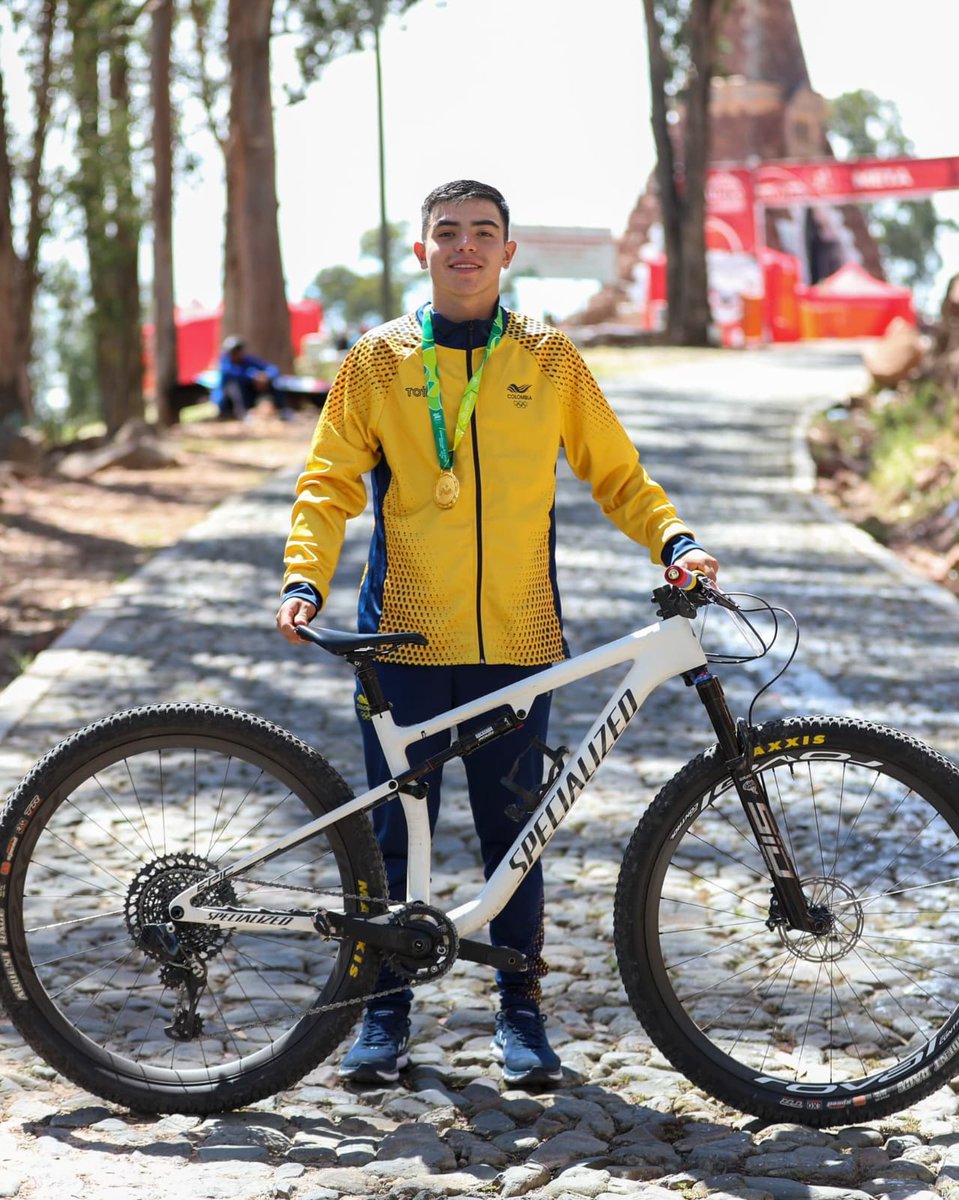 #NestorAlexanderGomezAlarcon,
🥇#Colombia 51:41
🥈#Colombia
🥉#Bolivia
I Juegos Bolivarianos de la Juventud #Sucre2024
#ColombiaEnSucre2024
#CaminemosJuntosHaciaElTriunfo
🇧🇴 🇨🇱 🇨🇴 🇪🇨 🇵🇦 🇵🇪 🇻🇪
@C0PACI
⤵️ Resultados