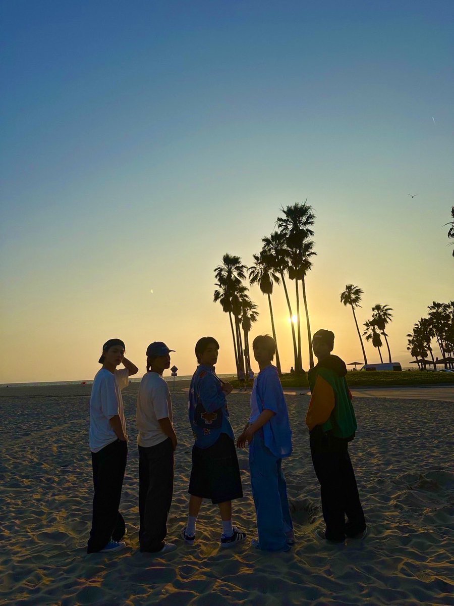 POW_grid's tweet photo. POW NOW #IRL in LA 🇺🇸 EP.05

✔️ Today 8pm (PT) ~ 
       4/21 12pm (KST) ~

✔️ POW Official YouTube Channel

🔗 https://t.co/h37KN42eDV

#POW #파우 #POW_IN_LA #POWNOW #파우나우 #POWNOW_IRL #IRLSTREAM #GRID #그리드 https://t.co/WLy4uaHC6l