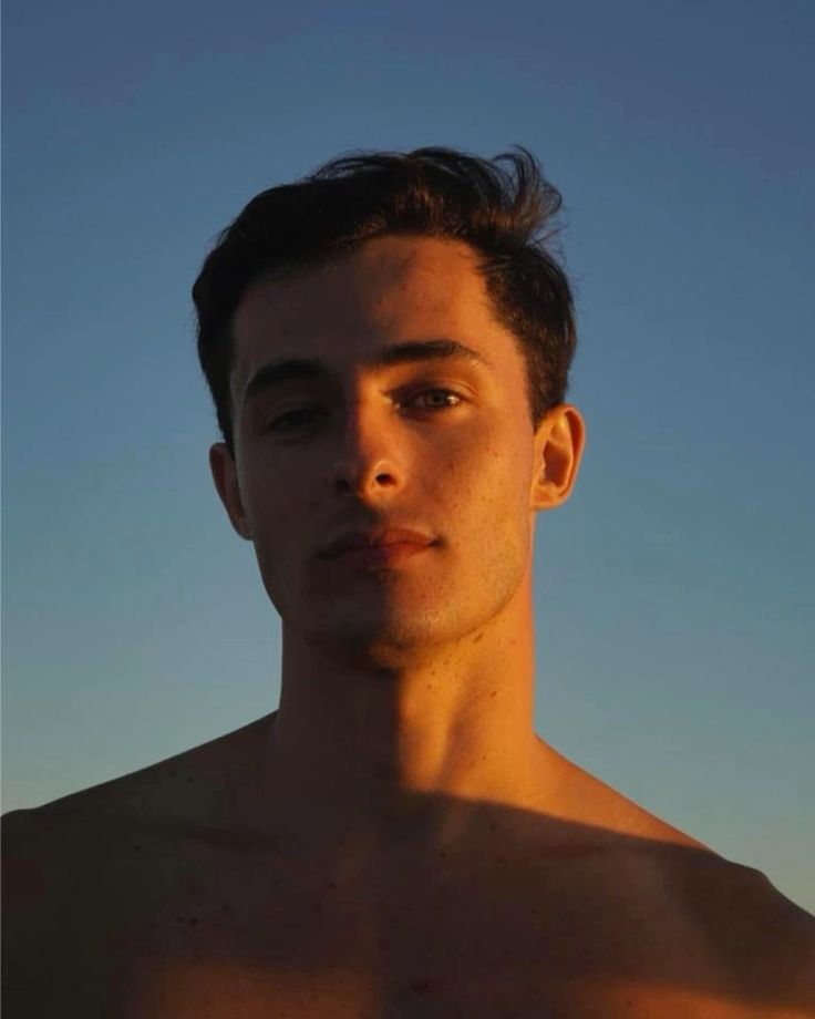 Naaay_drmwav's tweet photo. Feliz cumpleaños Lucas!!
Espero te la pases muy lindo y especial como se debe, te admiro mucho. Pasa un muy lindo día, te deseo todo lo lindo de este mundo!! Feliz día!!💙
#LucasMascaBDAY https://t.co/rBXB19FsUo