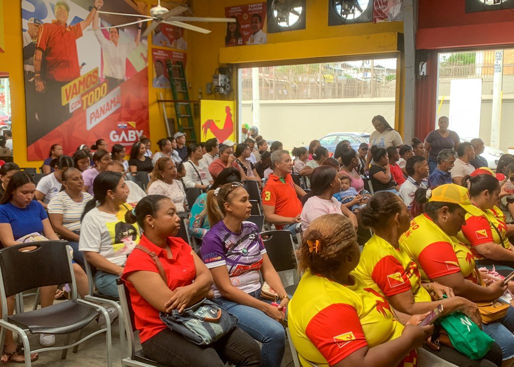 molirenaoficial's tweet photo. Cada voto cuenta, seguimos en capacitación para jurados de mesa.

¡El compromiso y la preparación son nuestro camino hacia el éxito! 🌟

#VotaMolirena
#SomosMolirena
#VamosConTodo https://t.co/5Gccbp0uNj