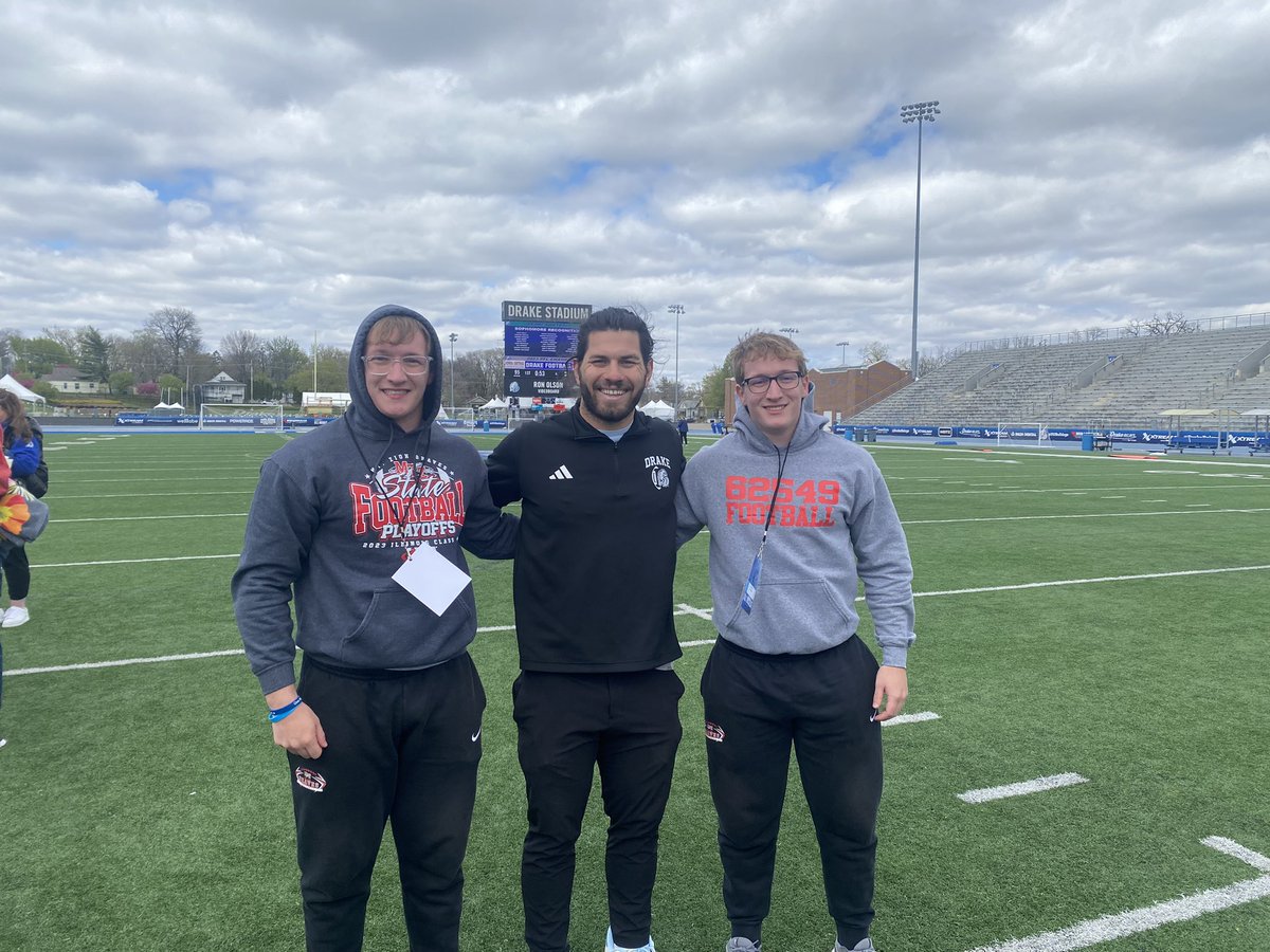 Thank you @CoachNThompson and @coachcjnuss for having us out for the Spring Game. I enjoyed coming back to Drake! @JonnyJordan25 @DrakeCoachSmith @tstepsis @patricketherton @CoachPotempa