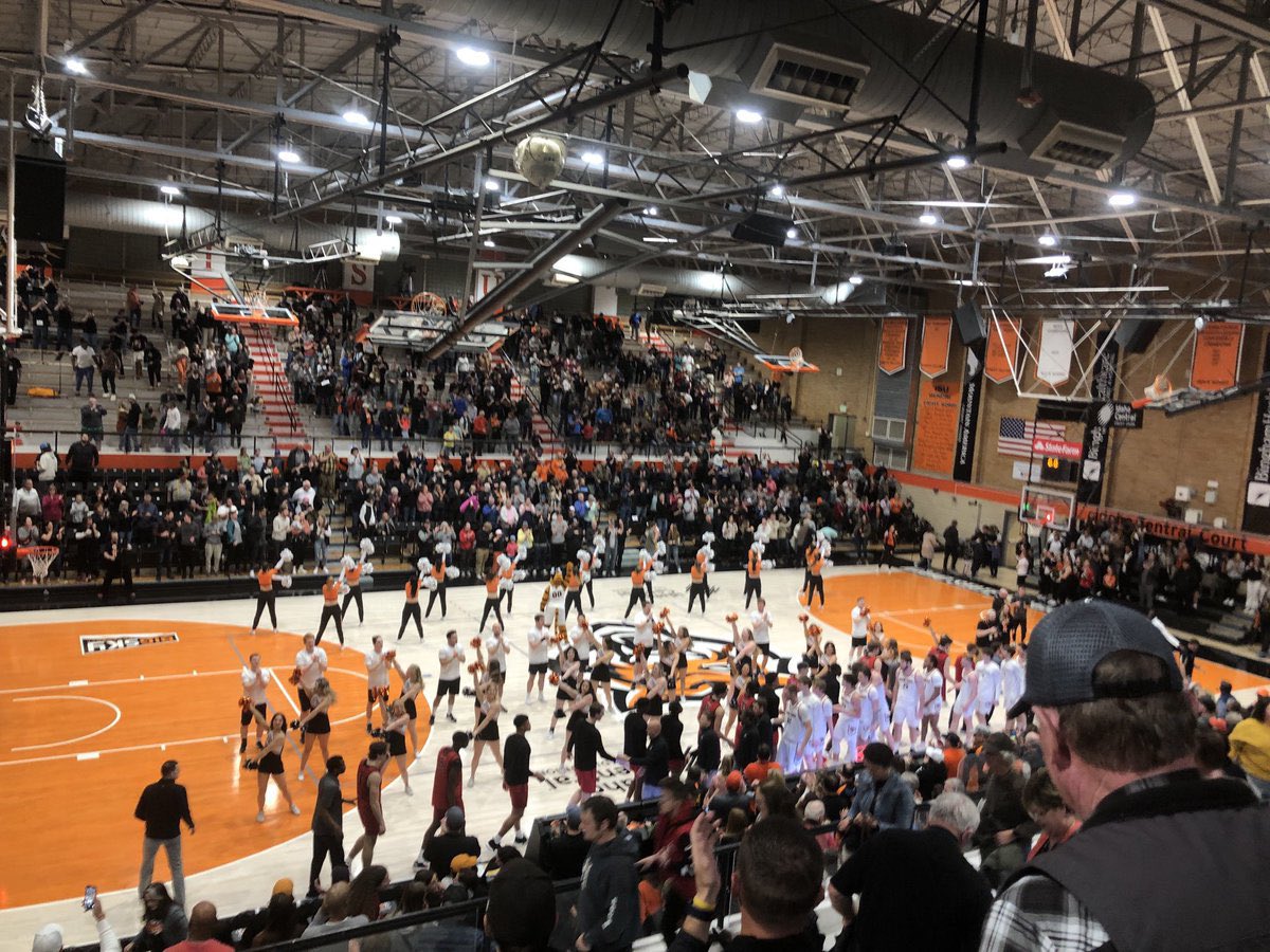 Blessed to receive a Division 1 offer from Idaho State! ✝️

<a href="/BartonHoops/">Barton Men’s Basketball</a> <a href="/CoachCoombs34/">𝙹𝚎𝚛𝚎𝚖𝚢 𝙼. 𝙲𝚘𝚘𝚖𝚋𝚜</a> <a href="/ThADowning/">Austin Downing</a>