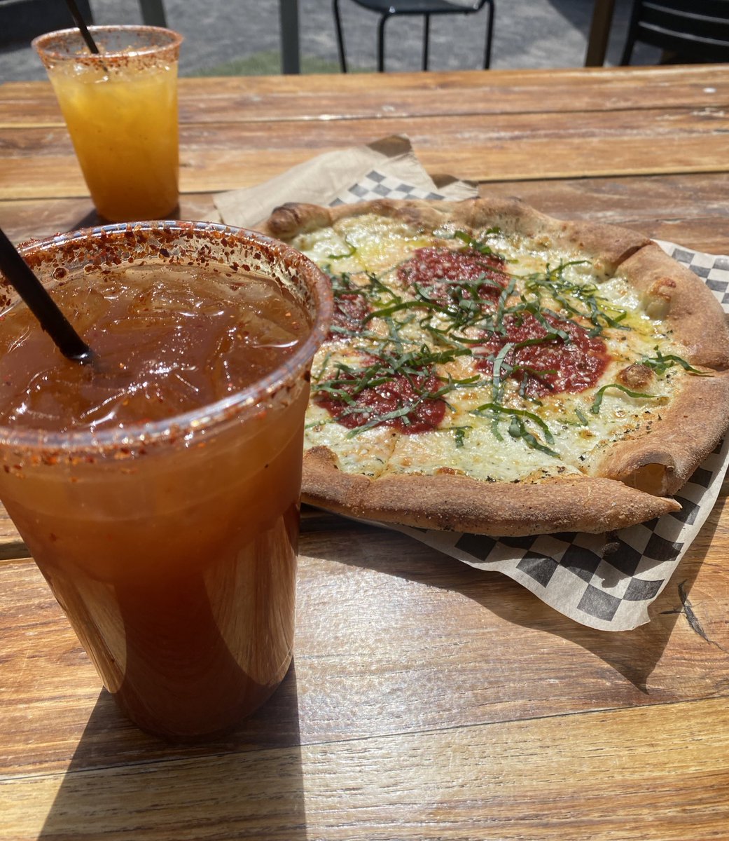 <a href="/barelaamelia/">Amelia</a>