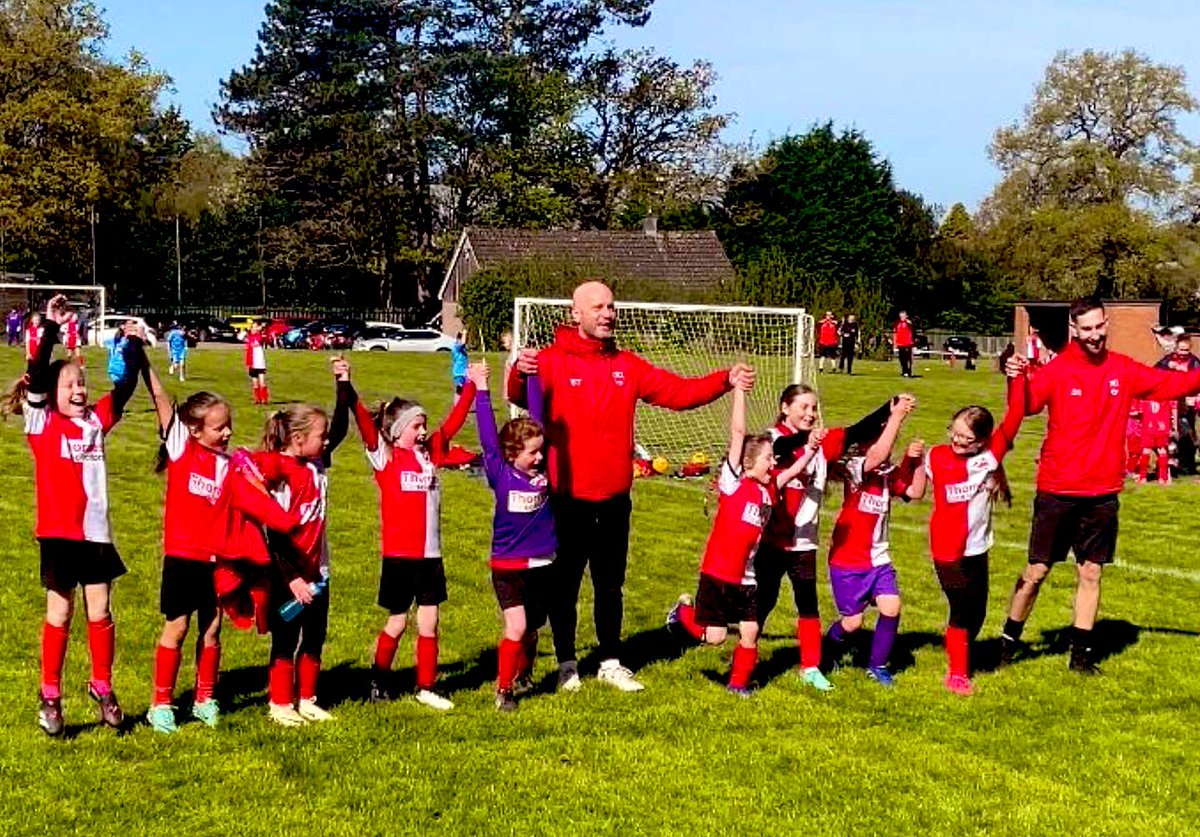 Special morning with @OldWulfsJFC winning the Stourbridge girls U8 Chloe Kelly trophy with Ivy and her Wulfess teammates in front of so many family and friends. Amazing football memories the girls and us all #hergametoo ❤️⚽️🙌🏻🏆 @chloekelly