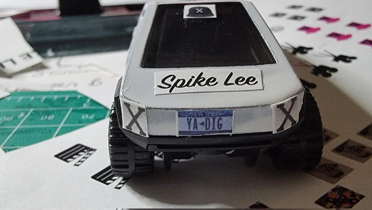 spookywhite's tweet photo. @spikelee Spike, heard about the Cybertrucks being recalled. Just know that your Cybertruck is free of all defects! #customsbyGAT #gabrieltolliver #cybertruck https://t.co/R3Ht1sBTSu