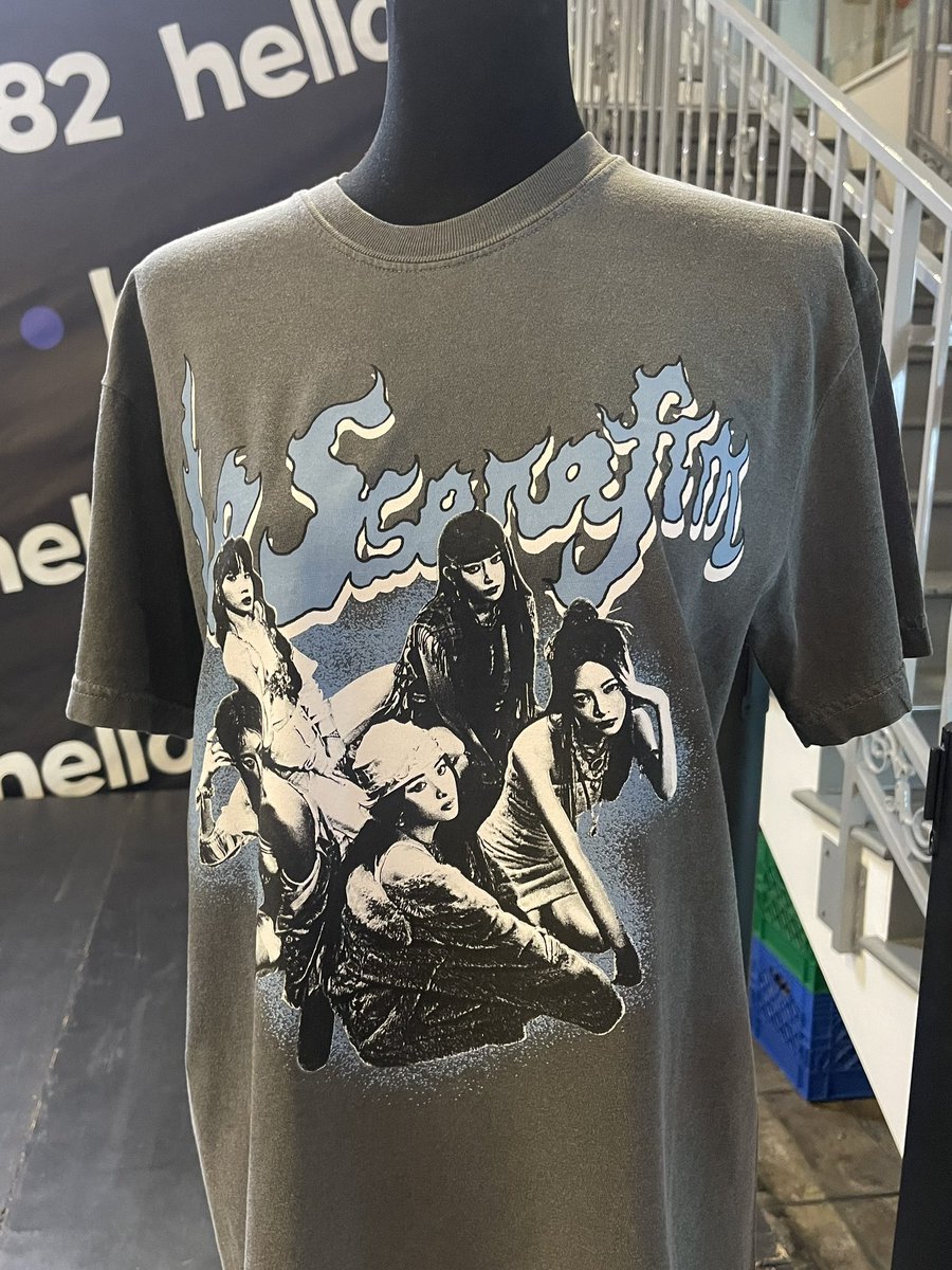 hello82LA's tweet photo. LAST FULL DAY of 82Valley and LE SSERAFIM POP-UP in LA!
Make sure to grab your ATINY ZONE GIFT and LE SSERAFIM Exclusive Merch before it's too late!
๐ hello82 LA will close early at 2PM tomorrow (4/21)
#hello82 #hello82LA #hello82ATLANTA #82playground #82Valley #LE_SSERAFIMPOPUP