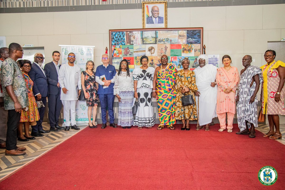 High Commissioner @FarhatAyesha2 was pleased to join @MayorSackey of Accra and dignitaries at the closing ceremony of Accra World Book Capital 2023 of UNESCO. Congratulations🎉 at a successful year.🇵🇰🤝🇬🇭 @PkPublicDiplo @AWBC_2023 @AccraMetropolis @UnescoGhana