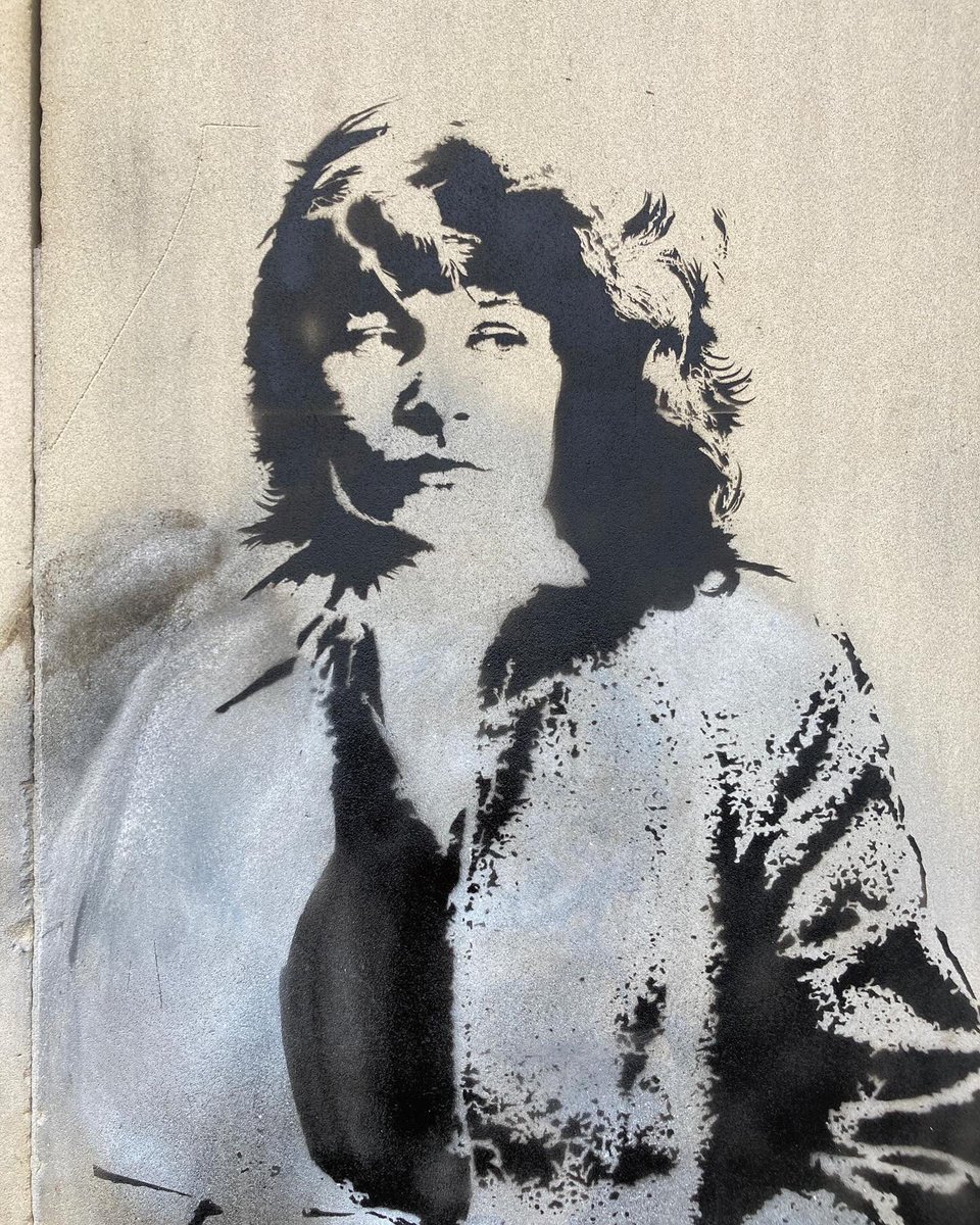 stewysstencils's tweet photo. STEWY - Andrea Dunbar, Bradford. Thanks to Martyn, Richard Dunbar & The Queen. @stewystencils #stewy #stewystencils #andreadunbar #bradord @bradford_2025 @culture_n_that @adellestripe #ritabobandsuetoo https://t.co/EnBlkNfdTV