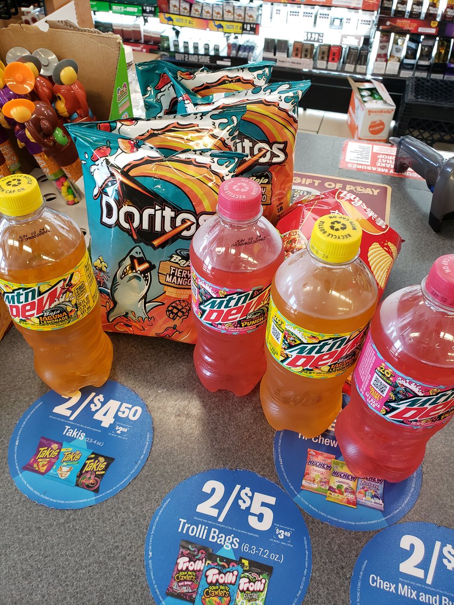 KibaWolffe's tweet photo. I won today. @MTNDEWGaming #Spippin #Munchin 🤘🏻🐺💚 https://t.co/uVjbuBc8Ik
