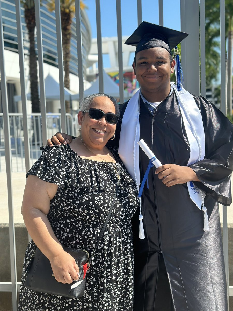 Robert Morgan (RMSH) tweet media