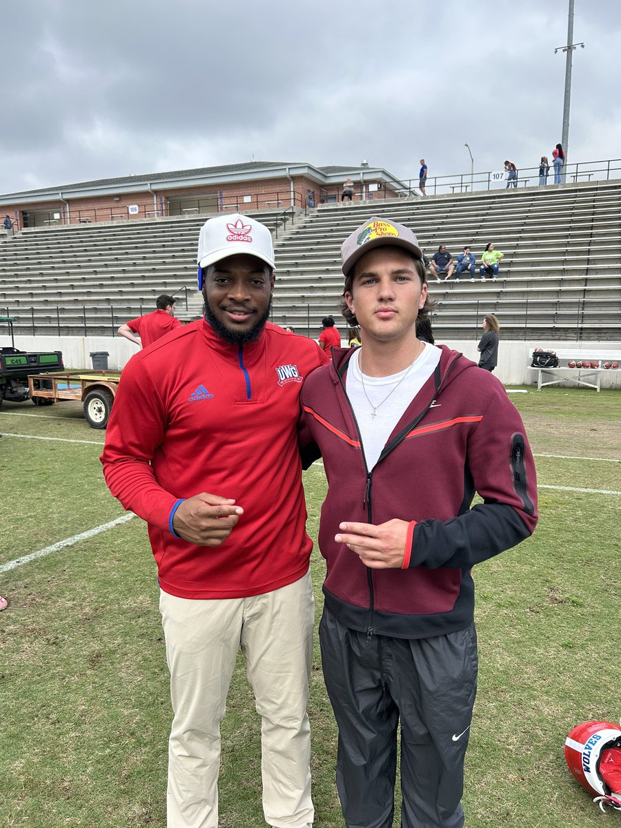 DigginsBrock's tweet photo. Had a great time at the University of West Georgia, Loved the the hospitality and the environment! @CoachWhitlow @CoachDane96 @miller_dearmond @twilkes13 @CoachSEllis @amanirichburg88 https://t.co/L7IBPgf0Ye
