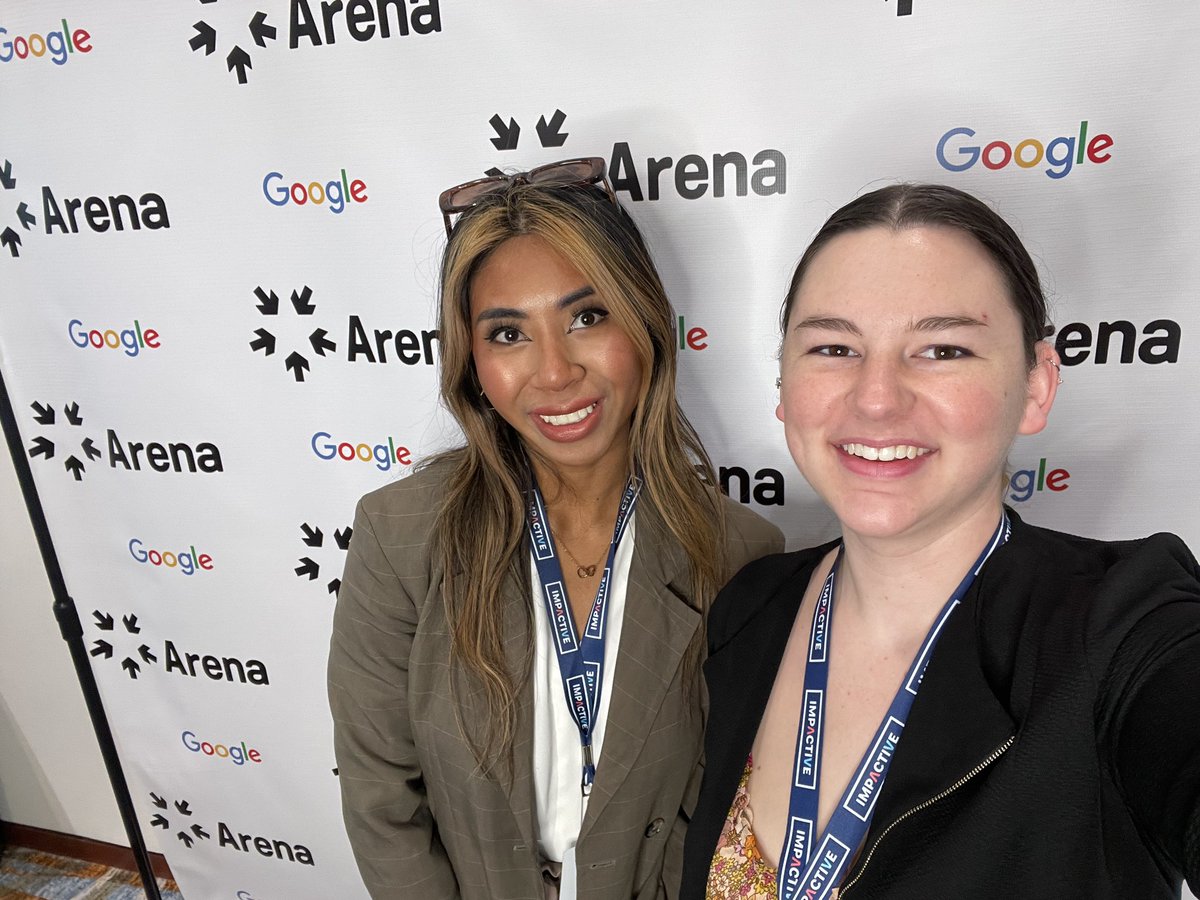 lyv_toth's tweet photo. @arenasummit self care includes: chicken &amp; biscuits from ABC, a page or two from my book, and smiling with friends! Only one day left 😥 #arenasummit https://t.co/7nYpyypoKt
