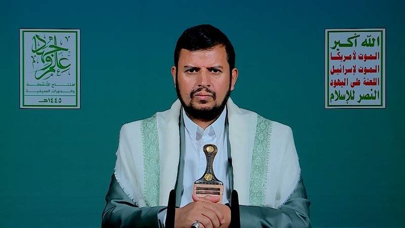 🇾🇪 Seyyed Abdulmalek al-Houthi (H) leader of Ansarullah resistance movement in Yemen: 

- Saudi Arabia has amended its educational curricula to make the subject of Zionist Jews, 'Israel' the main focus, displacing all Quranic verses

- Yemeni people have a project based on its
+