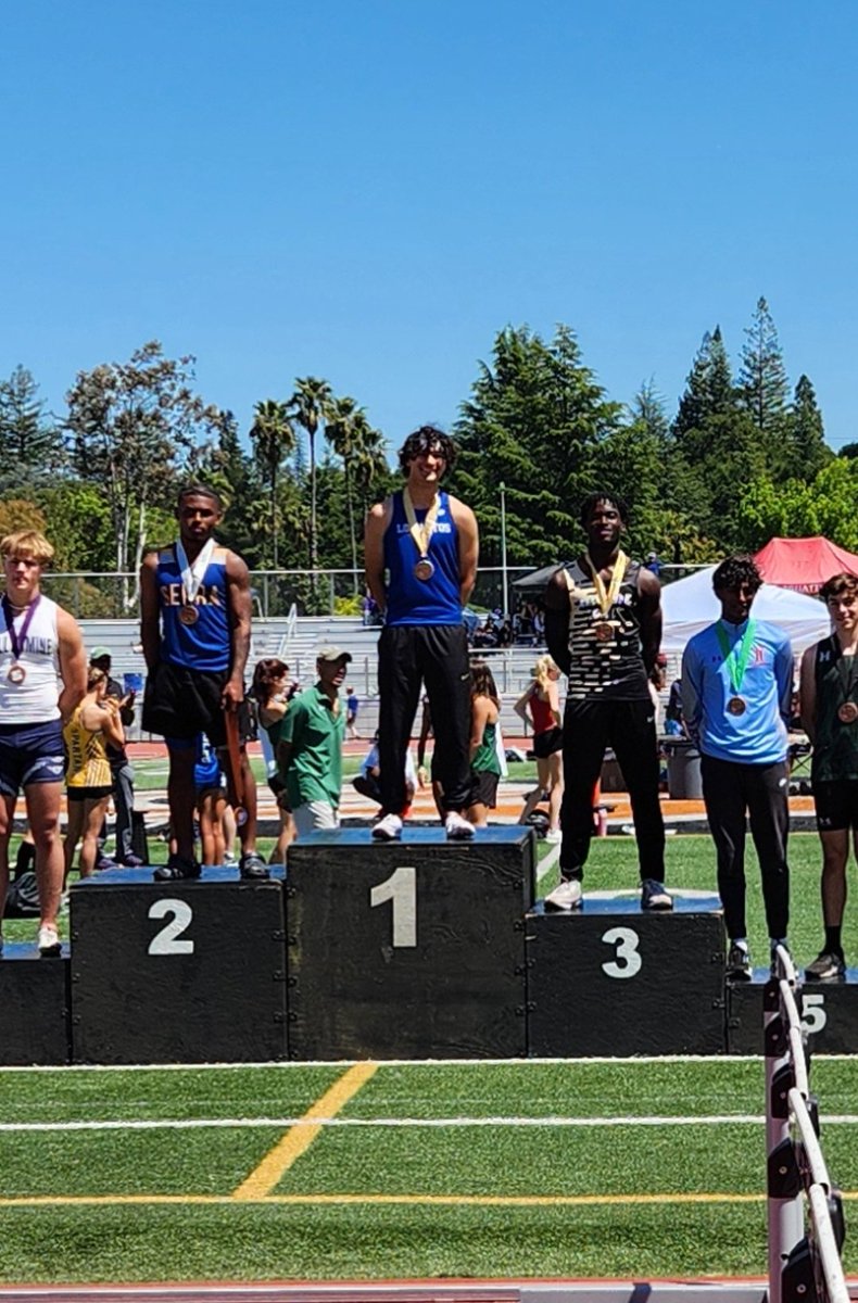 AMHS XCTF tweet media