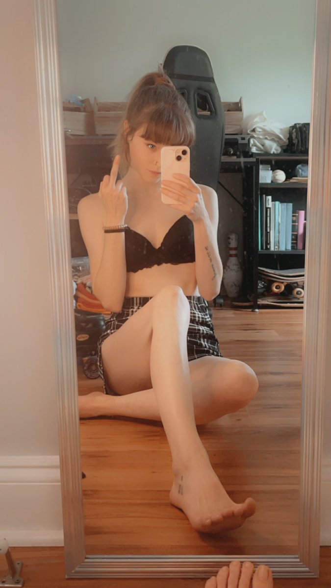 AvaaSunshinee's tweet photo. Silent tributes without being told >

greedy brat finsub footfetish humanATM https://t.co/iNFm8sk5Fx
