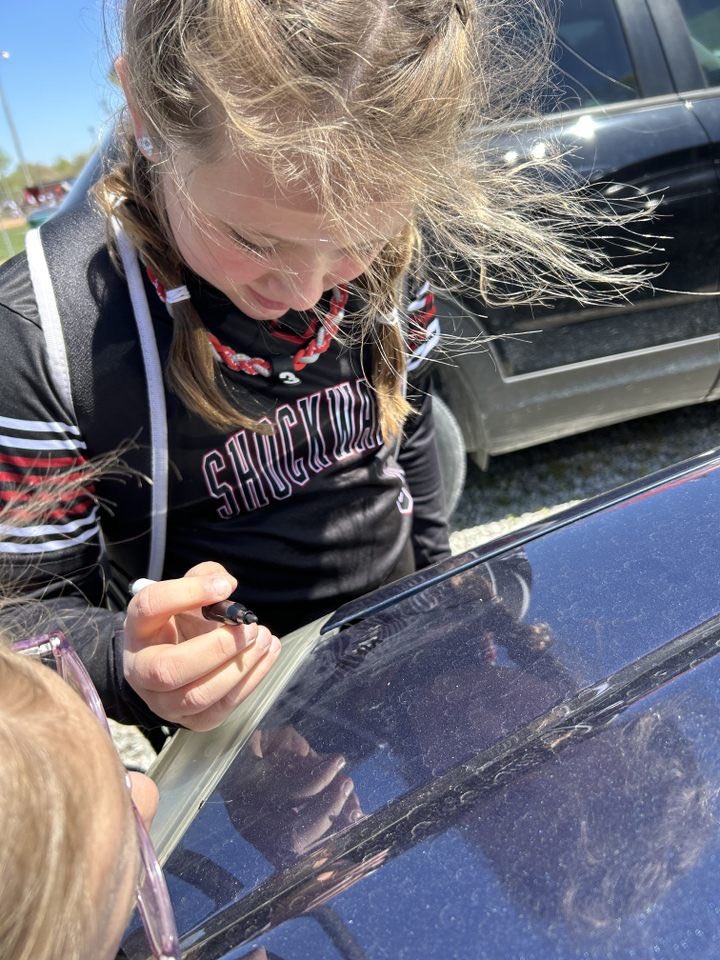 qb3pg21's tweet photo. HOLY COW! What a day and damn Proud of viv! Girl hit 3 bombs in 3 games! Hit fellow teammates car and misses our car by about a foot! No this dad wasn’t pumped at all!! lol https://t.co/oogHizrxLo