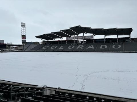 TurfDawg02's tweet photo. Tough start to the day, but @natebooth_13 and the crew put in the work, and thanks to @SnoPusher, we were game ready in plenty of time.
@ColoradoRapids #LetsGet3 https://t.co/zZqnaaNQ6m