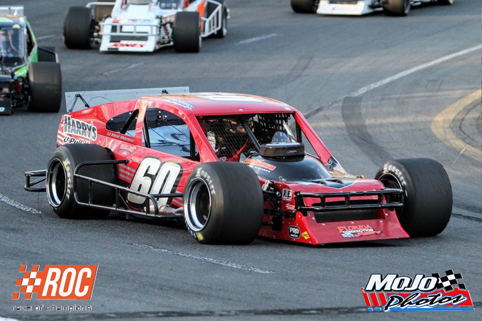 Matt Hirschman wins tonight's @RoCModSeries Spring Meltdown 75 at Mahoning Valley Speedway. racingamerica.tv/live/videos/su… A full replay of tonight's feature will be available later tonight for subscribers. Credit: Mojo Photos