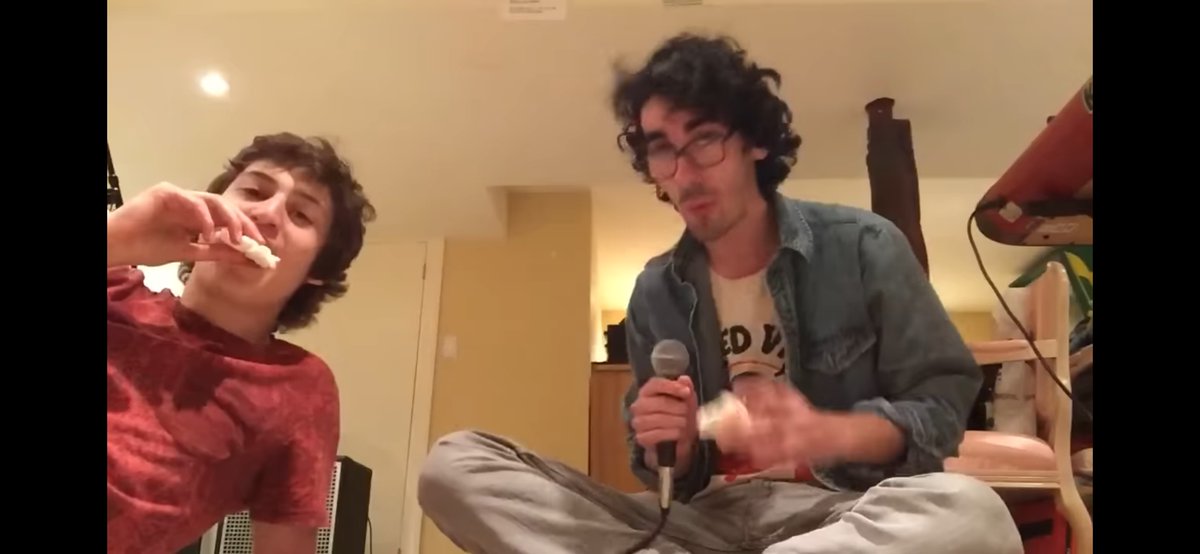 rmcraigslist's tweet photo. happy 420 to these guys https://t.co/CXo4vnFvNP