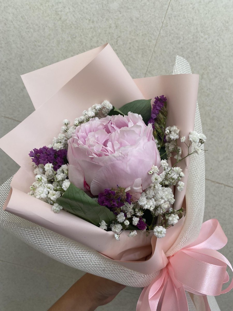 got my gf a peony for her bday yesterday :))