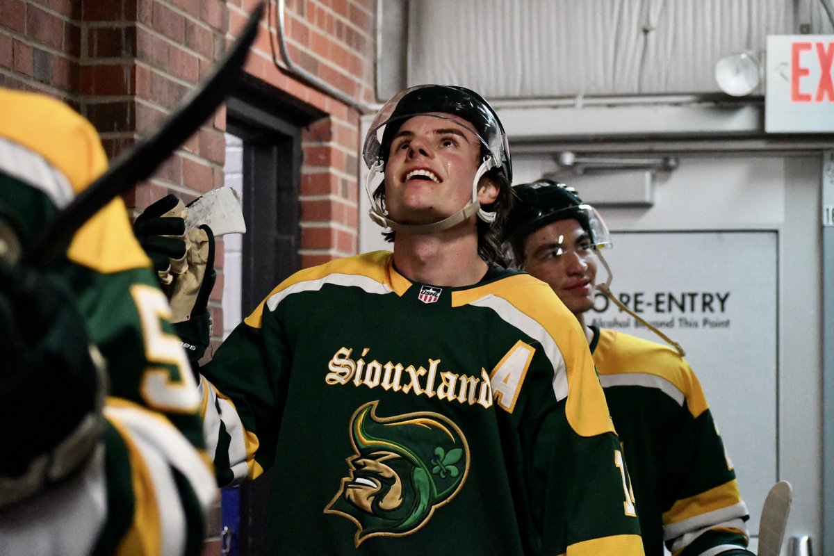 How we feel about going back to Sioux City with a 2-0 series lead 

#SCMusketeers | @USHL | #SiouxCity
