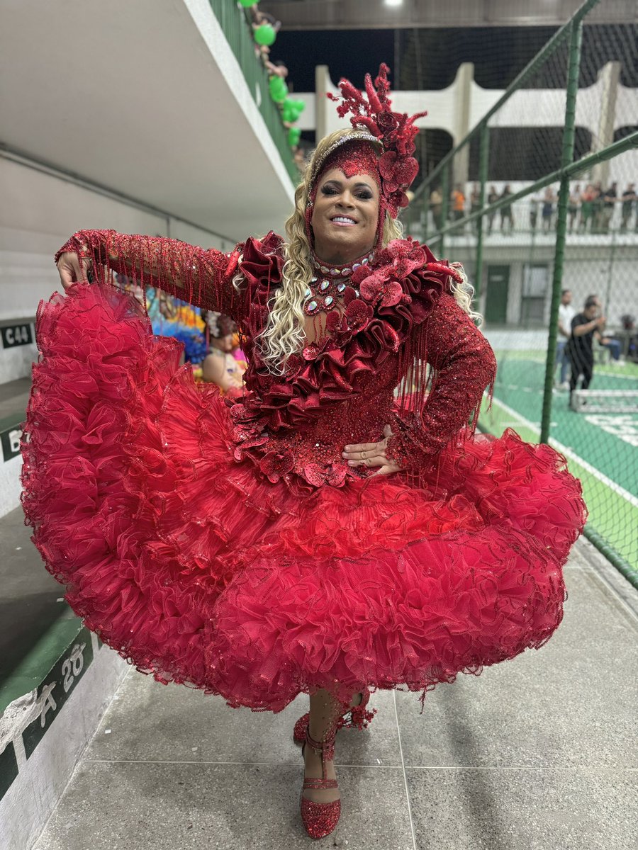 RioJunino's tweet photo. O palco dos grandes encontros e da diversidade está ainda mais brilhante e mais imponente no Rio Junino. 🤩

Um dos maiores e mais importantes movimentos culturais do país e do Rio de Janeiro está reunido ao lado de grandes talentos especiais. 🫶🏻🤩 https://t.co/tfobieXHvB