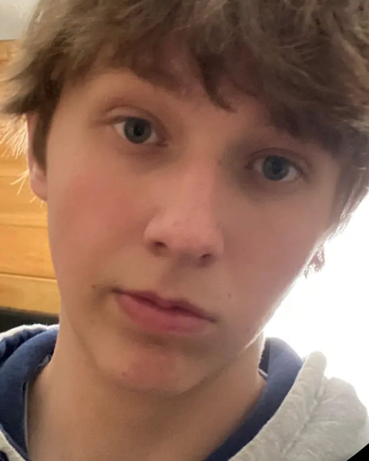 justjacksonnn's tweet photo. This mf ugly asf #likethisbcthisngaugly https://t.co/aVMdTh9yWC