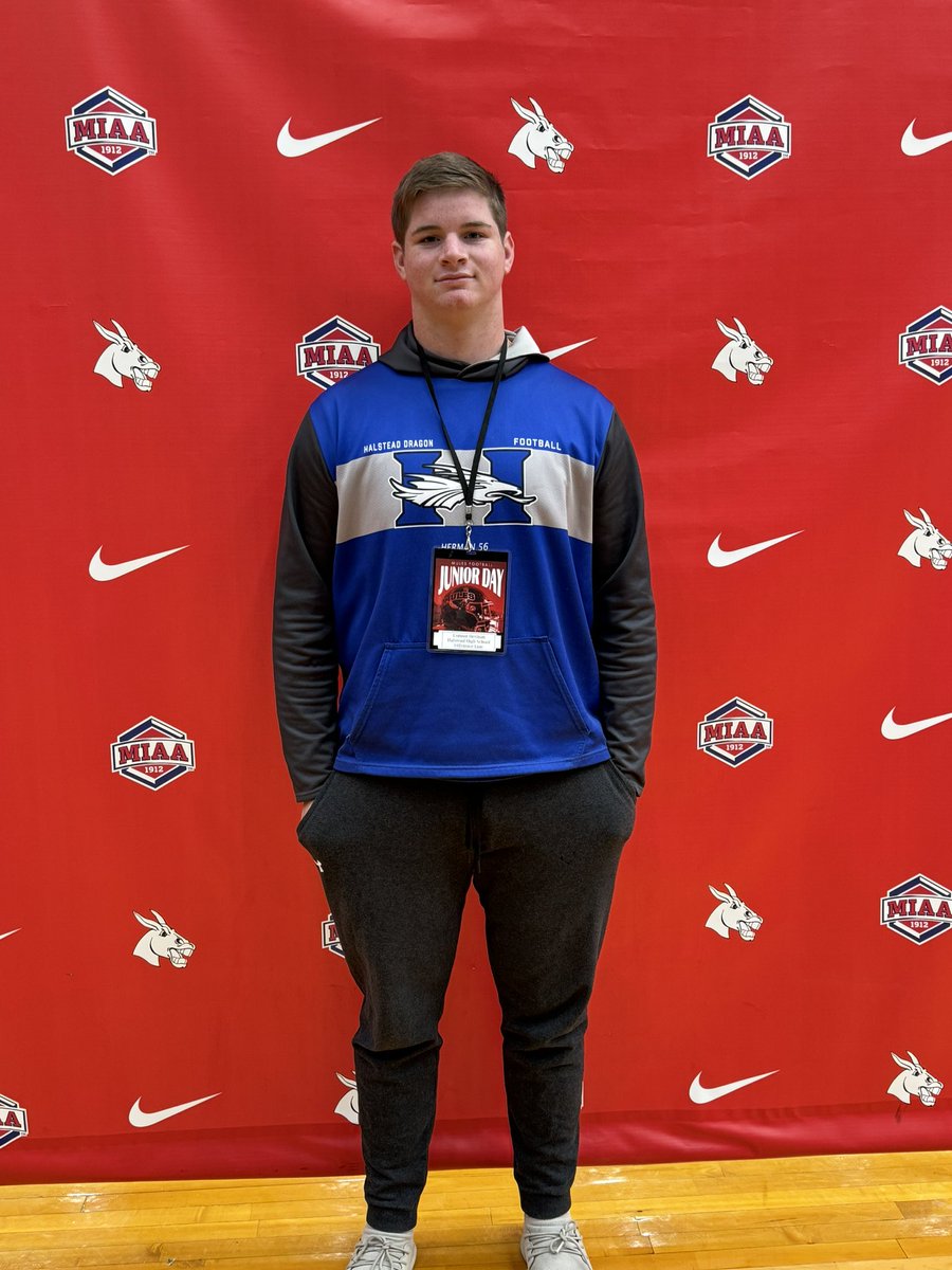 ConnorHerman07's tweet photo. Had a great time @UCMFootballTeam today! Thanks for the invite. It was great getting to see the facilities! @DLButler_2114 
@CoachHoltzclaw https://t.co/vm0dMqWZpX