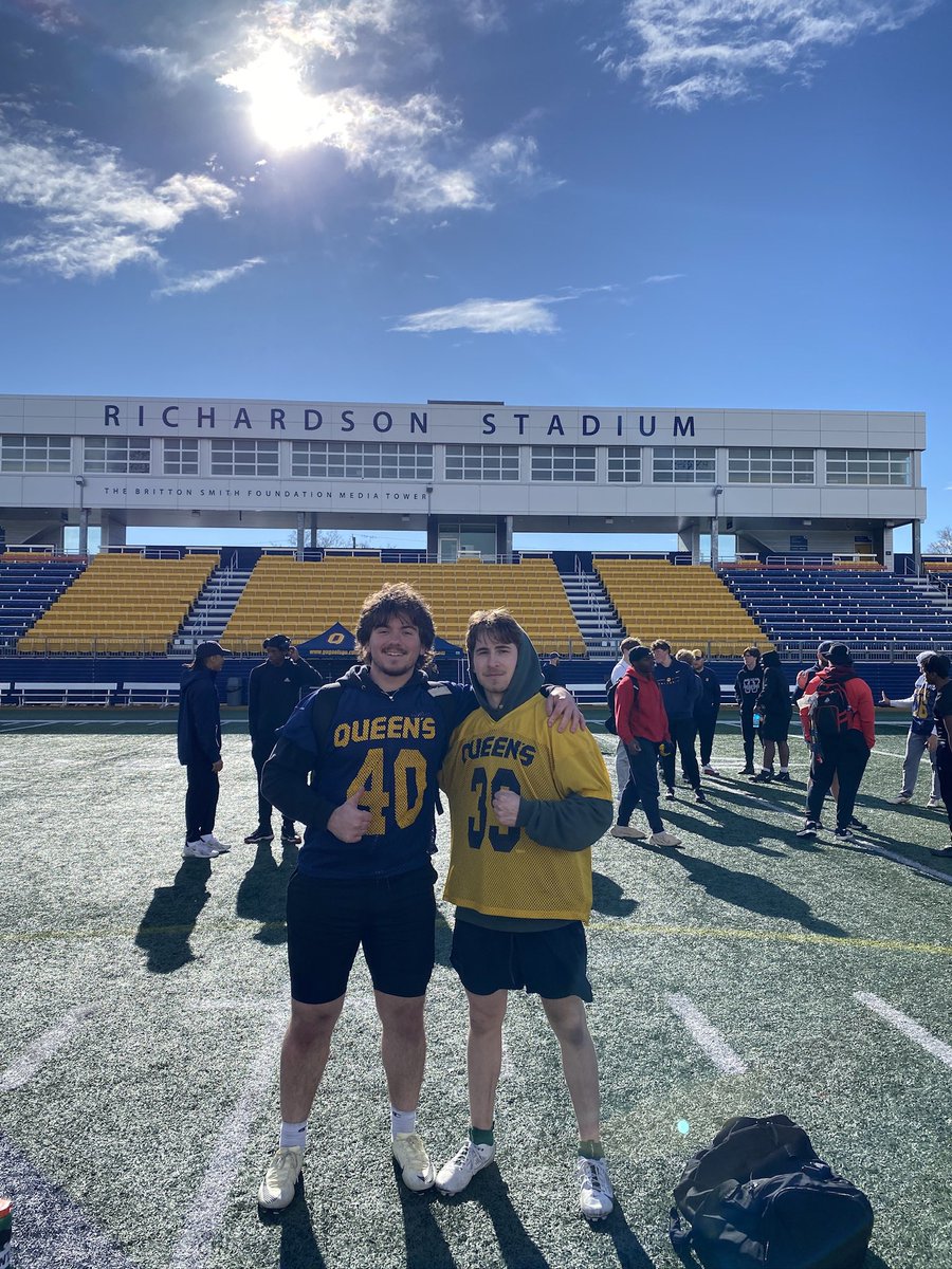 Had a great time at Queen’s Prospect Day 2024 it was a great opportunity to show off my talents and learn a lot about Queen’s Football! 🇷🇴👑
<a href="/Queens_Football/">Queen's Football</a> <a href="/CoachNezQU/">Coach Nesbitt</a> <a href="/coachbech/">Coach Bech</a> <a href="/SteveSnyderQ/">Steve Snyder</a> <a href="/StPatsFootball/">St. Patrick Football</a>