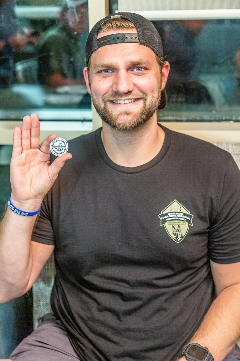 A K9 Officer & his lucky charm, a PtB challenge coin!  There’s still time to donate a coin for an officer at #PoliceWeek2024!  #protectingtheblue #oplive #opnation #luckycharm #becarefuloutthere 

givebutter.com/ProtectingtheB…