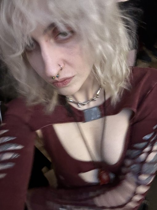 When ur drunk bf presses his pecs together like tits while making direct eye contact when~ 🖤💞👀 https://t<a href="/tag/berserk"class="tags"><span>#berserk</span></a><a href="/tag/eclipsesolar2024"class="tags"><span>#eclipsesolar2024</span></a>