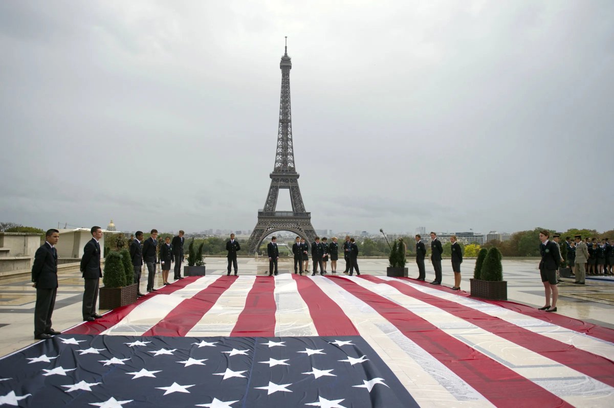 In times of attack, we stand with our democratic friends and wave an ally's flag, as a showing of solidarity. Some people need history lesson. “When it [9/11] happened, we said the same thing the U.S. said for us after the Charlie Hebdo shootings: je suis America...”