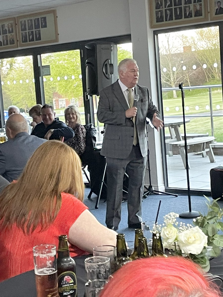 What a great evening of variety entertainment @Northopgolfclub my thanks to organisers comic/writer/historian @JohnMartinComic and his lovely wife theatricalagent/manager/talentbooker @JoMartin_Mgmt with BGT winner/juggler/comic @steveroylecomic & the great voice of LouiseRogan🎭