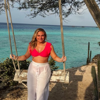 lys tweet media