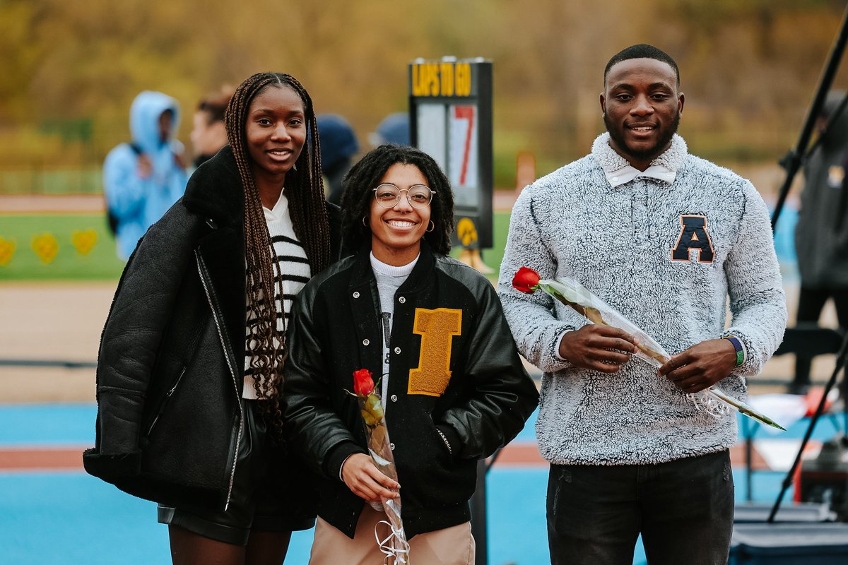 IowaXC_TF's tweet photo. 𝗪𝗲 💛 𝗢𝘂𝗿 𝗦𝗲𝗻𝗶𝗼𝗿𝘀! 

#Hawkeyes https://t.co/snnTscEeqq