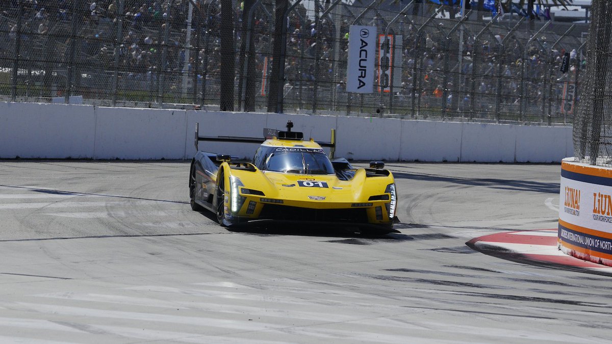 .@CGRTeams wins @GPLongBeach on a single set of Michelin tires! 👏