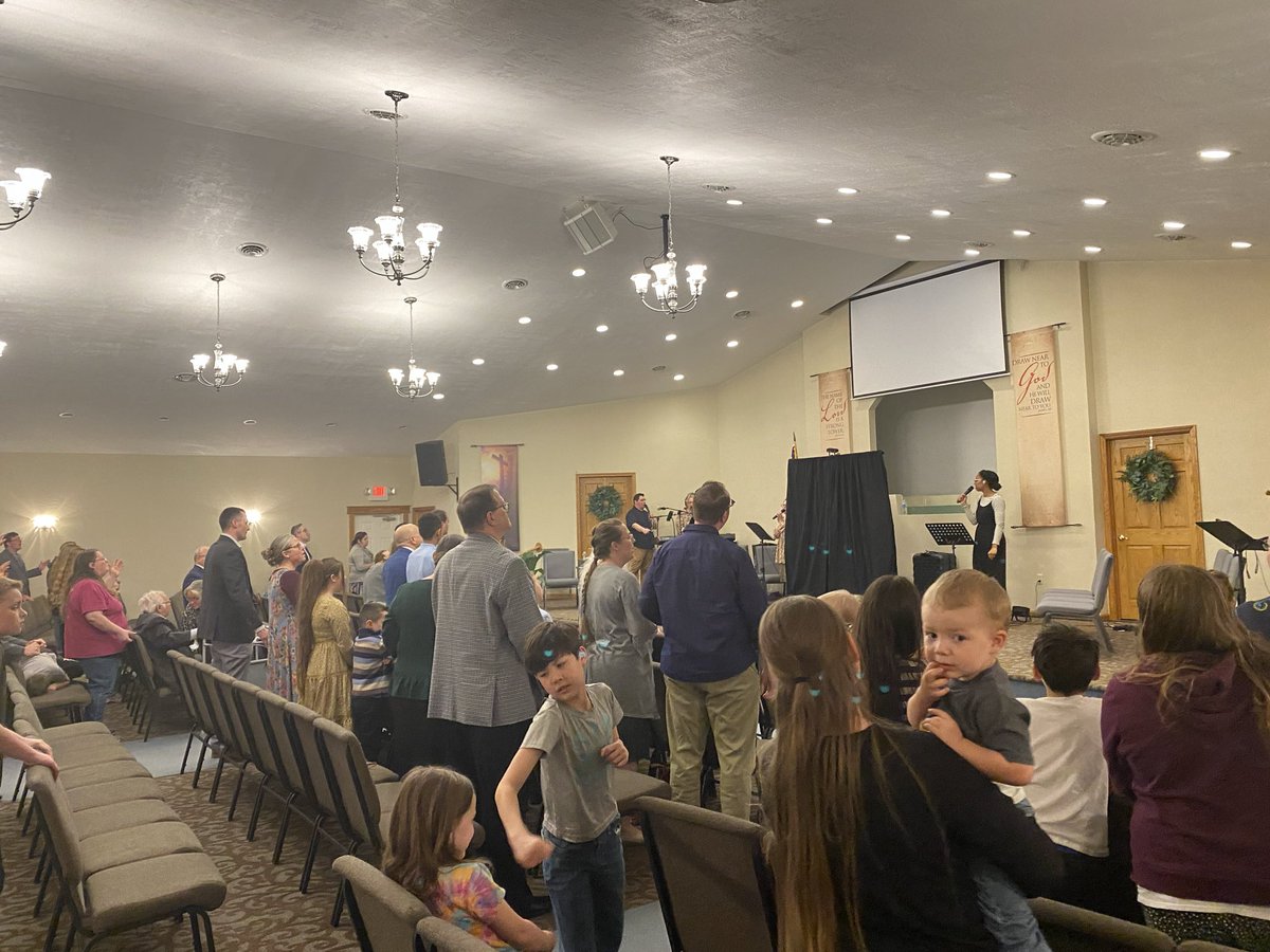 Another powerful service @ House of Prayer Pentecostal Church @ Somerset, PA w/ Pastor Jason Upton on Saturday! 14 children & teenagers were HG filled today! Services tomorrow w/ Pastors Keith Smith & Tim Truckenmiller. 62 already HG Filled in 3 services! @UPCIORG @UPCIYouthMin