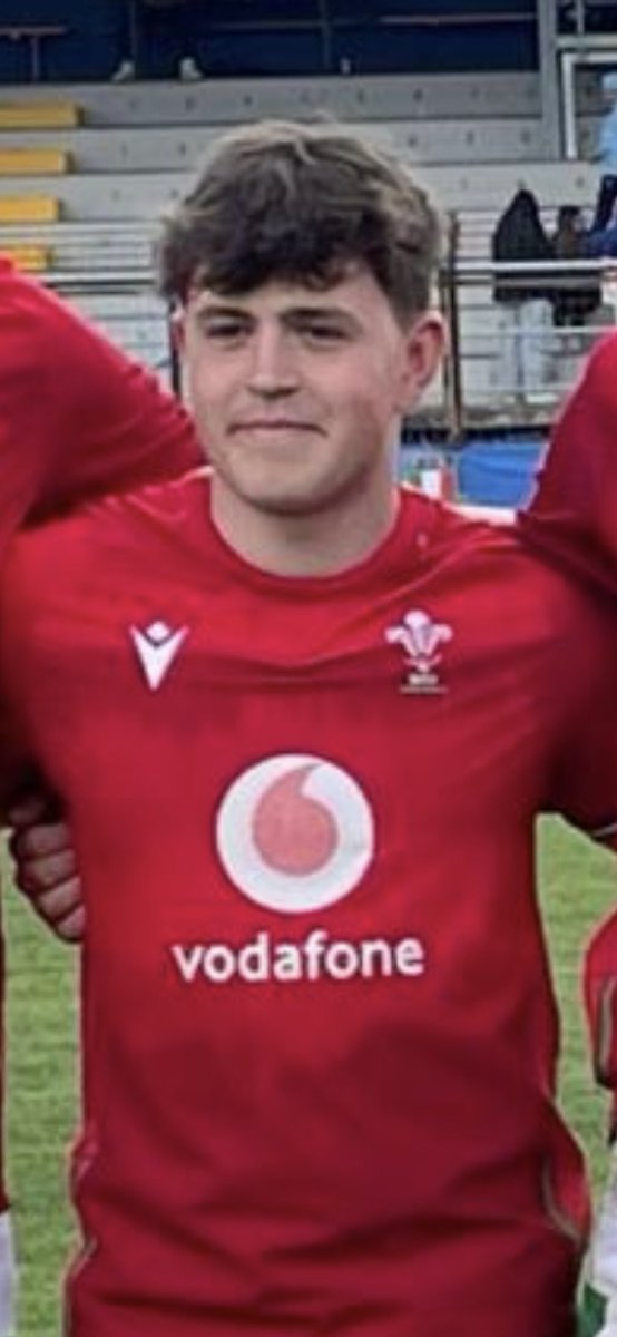 Dyma fe…proud of <a href="/Ellis_payne10/">Ellis Payne</a> 💪🏉⚫️⚪️