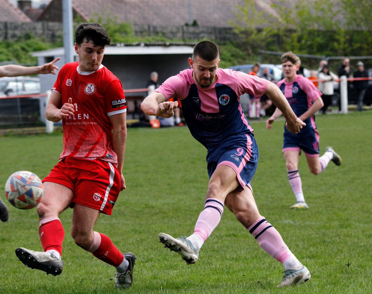 A few from @WD_CFC 3-1 defeat to @ChaddertonFC . Thank you for your hospitality and commiserations on narrowly missing the play offs. Congratulations @WythenshaweFC . We re-group and go again next season. C'mon West. More photos from Chris & myself at : flickr.com/photos/west-wd…