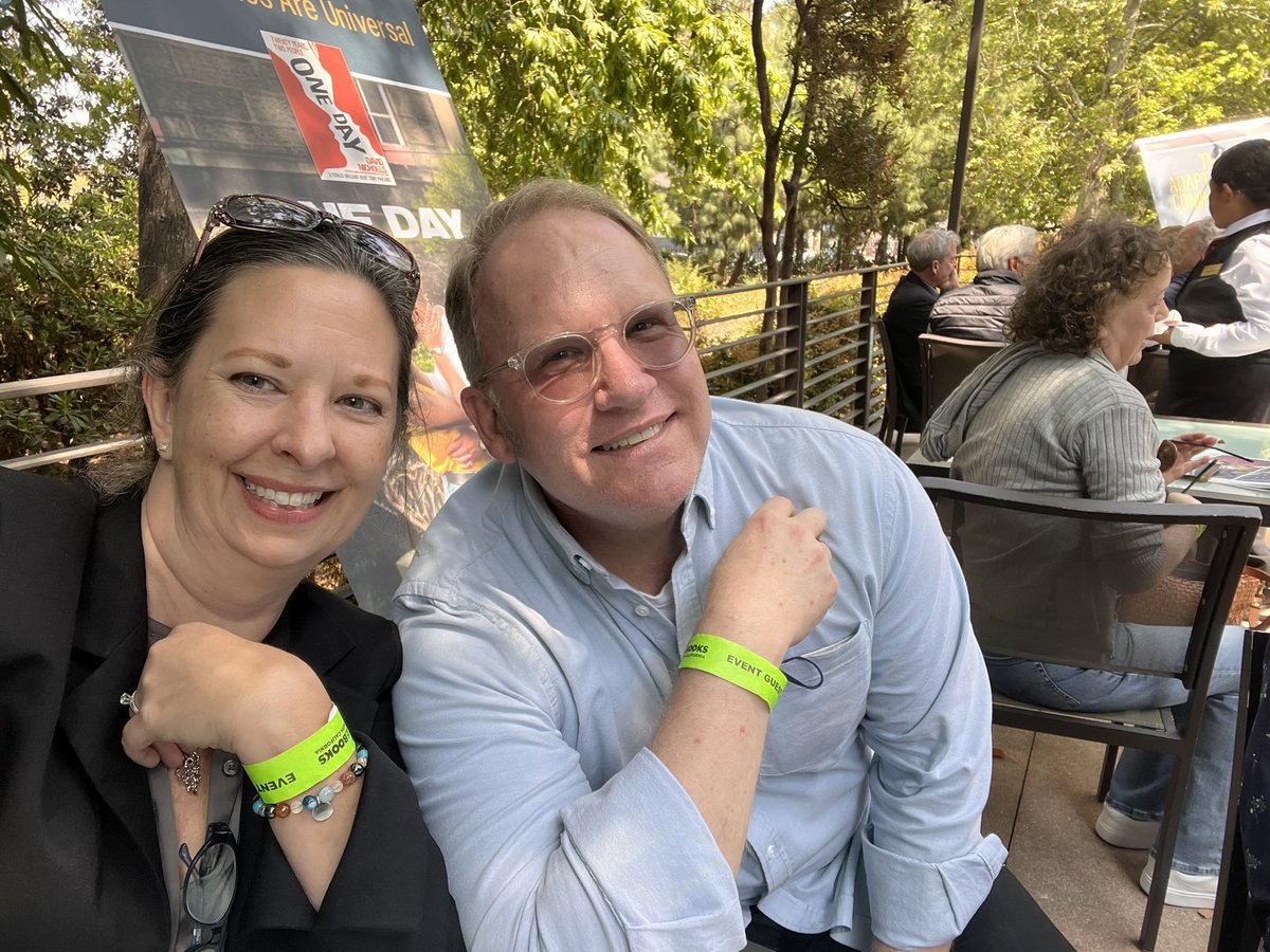 Dara Hyde tweet media