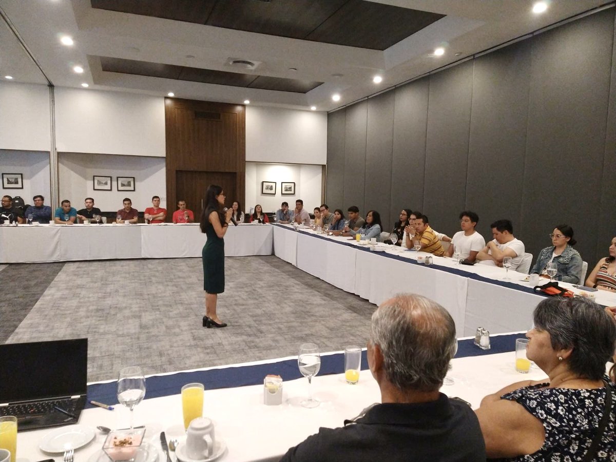 SINACIPS1's tweet photo. Asamblea informativa de beneficios para los trabajadores, se lograron @SINACIPS1 grandes acuerdos para la mejora se las condiciones laborales.
#soysinacips 
#sindicatos https://t.co/3ohfmn8Zqb