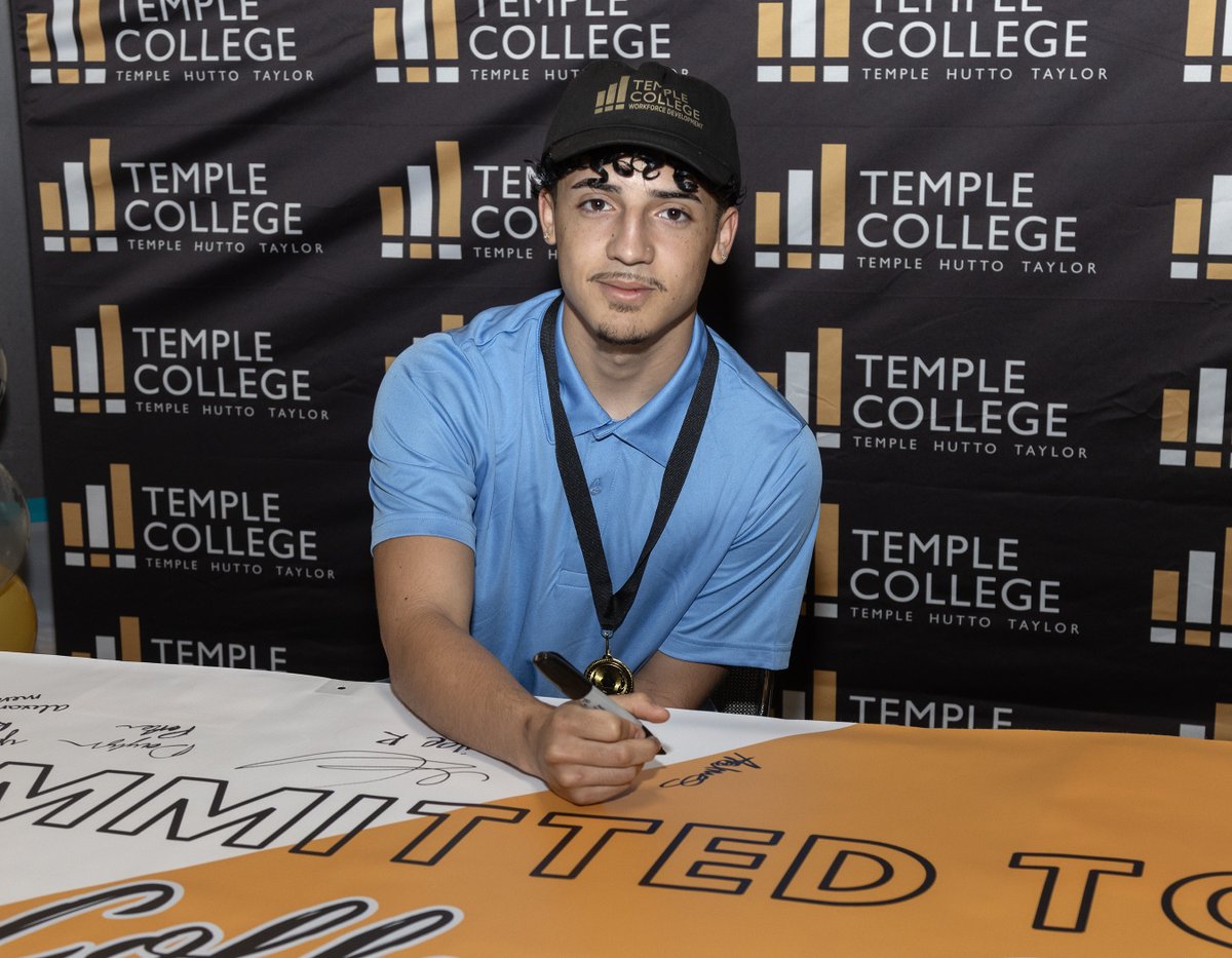 This week's Temple College's NC3 National Signing Day -- celebrating students who make a commitment to technical education -- was a success! See the full photo gallery: flic.kr/s/aHBqjBmW25 #YourCommunitysCollege