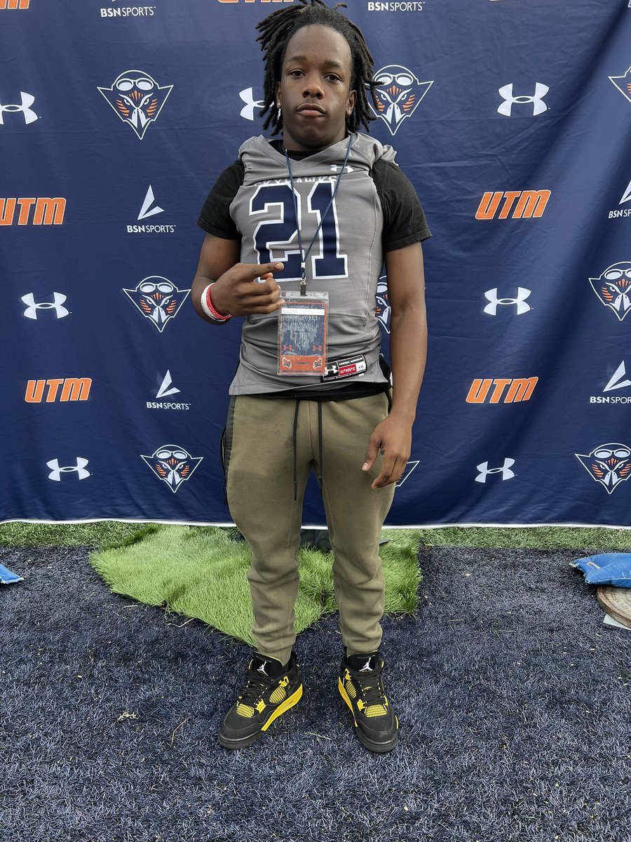 Jadenmac_21's tweet photo. Had an amazing time at university of Tennessee Martin! @PrepRedzoneAR @ArRecruitingGuy @PlayBookAthlete 
@FBCoach_P @ParkviewLr https://t.co/0ucmY7oc9L