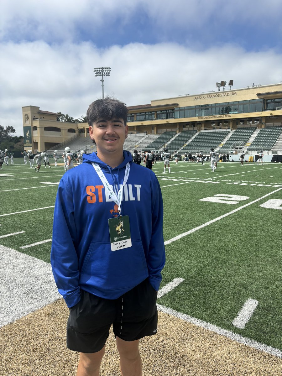 Huge thanks to coach @wesyerty24 for inviting me to @calpolyfootball junior day. It was great to meet and talk to @JakeCasteel, @coachjmusky, @E_Thompson92 and coach Hazelwood. Can’t wait to be back in the summer for camp! @CoachPapin @CoachLP @Coach_Bhatti @KnowsMunoz